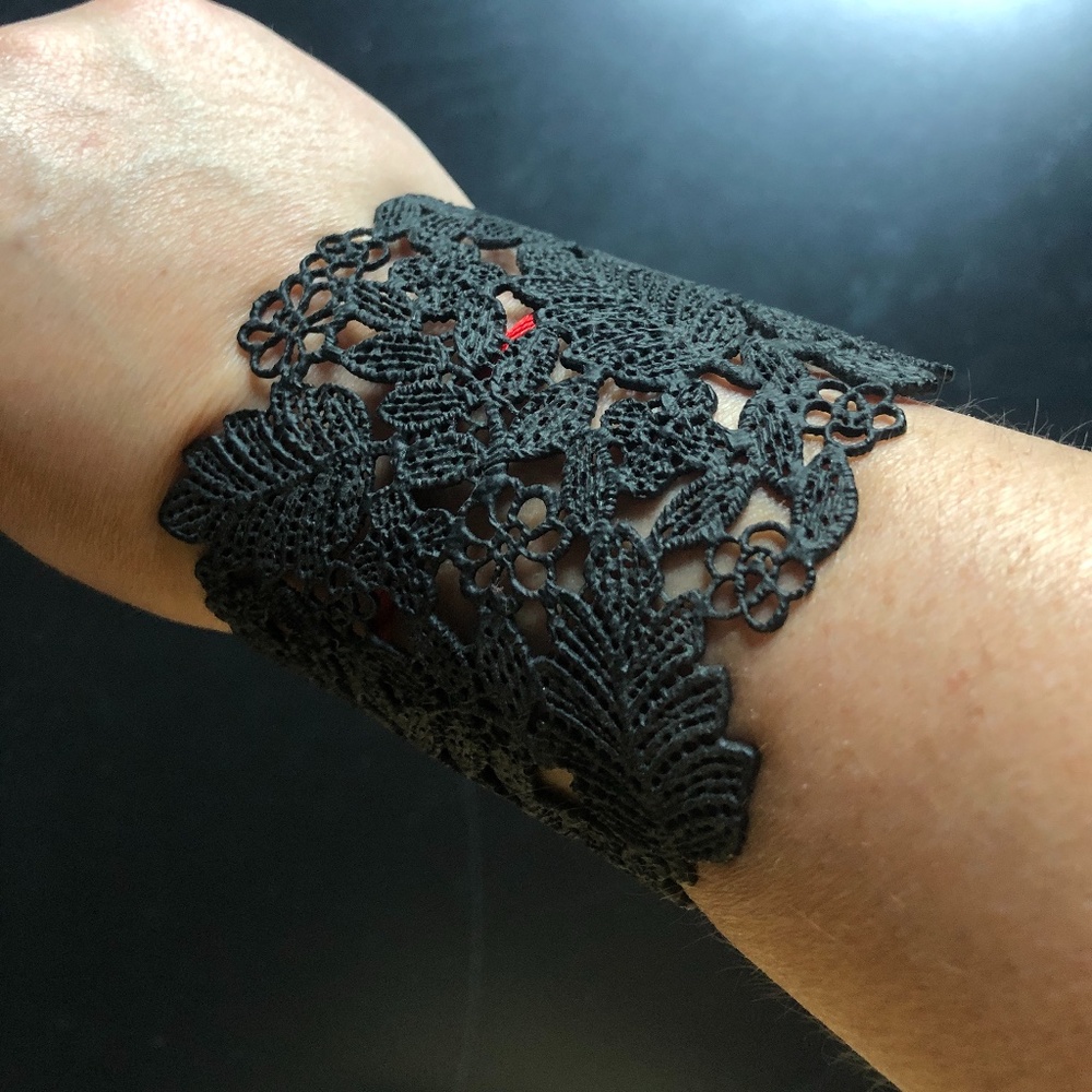 Stella & Dot Black Chantilly Lace Cuff